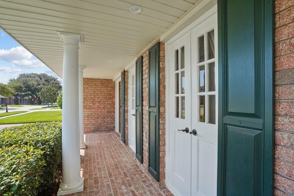 Photo 3 of Single family home for sale at 29 Clevner Dr, Kenner, LA 70065 | MLS# 2578056 | Listing updated on 2026-09-28