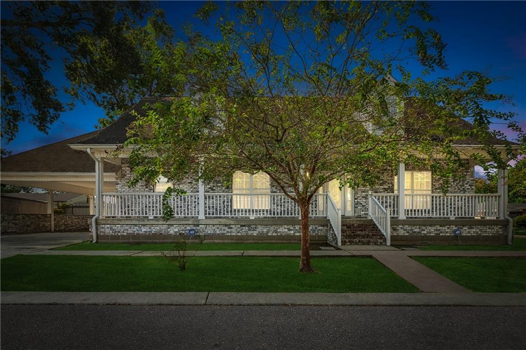 Photo 3 of Single family home for sale at 614 W Josephine St, Chalmette, LA 70043 | MLS# 2578981 | Listing updated on 2026-09-28