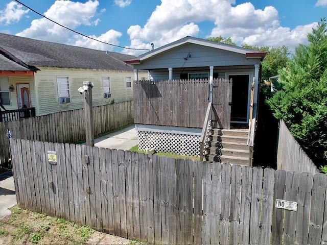Photo 1 of Single family home for sale at 2518 Touro St, New Orleans, LA 70119 | MLS# 2578982 | Listing updated on 2026-09-28