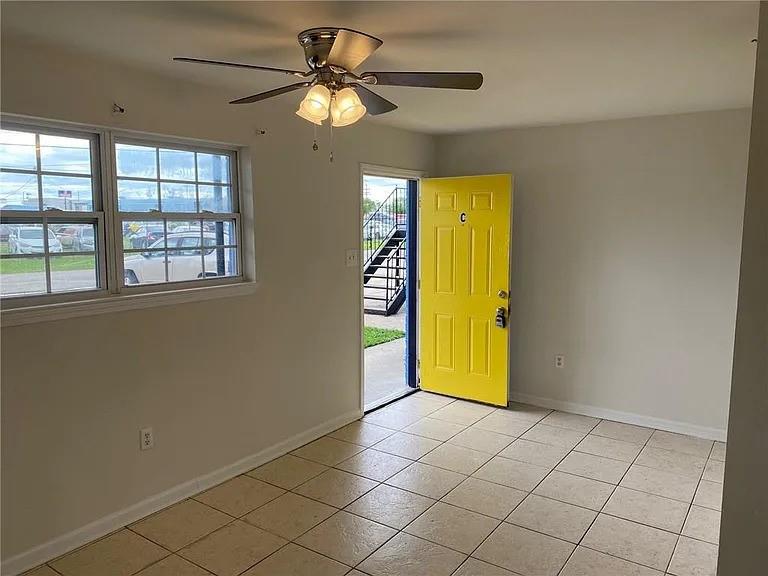 Photo 3 of Multi family home for sale at 864 Carmadelle St, Marrero, LA 70072 | MLS# 2578899 | Listing updated on 2026-09-28