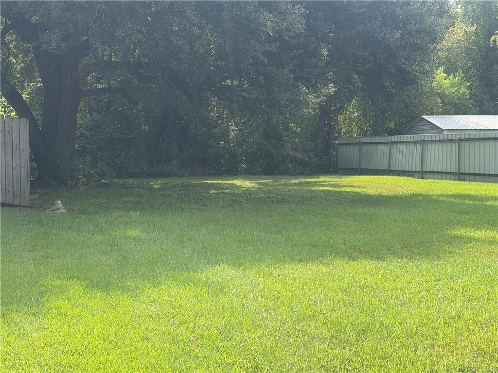 Photo 3 of Land for sale at 3205 Munster Blvd, Meraux, LA 70075 | MLS# 2579105 | Listing updated on 2026-09-29