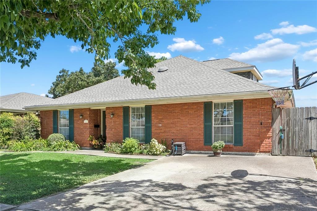 Photo 2 of Single family home for sale at 1105 Minnesota Ave, Kenner, LA 70062 | MLS# 2577446 | Listing updated on 2026-10-17