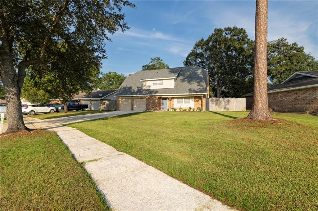 Photo 2 of Single family home for sale at 109 Hardwood Dr, Slidell, LA 70458 | MLS# 2579233 | Listing updated on 2026-09-29