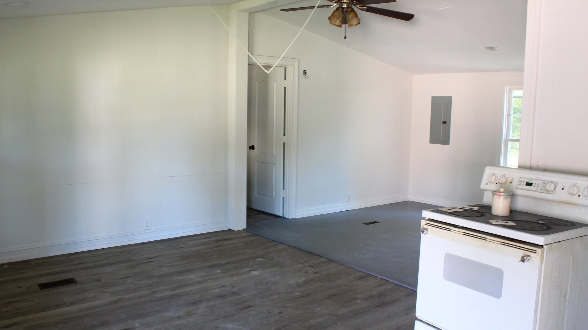 Photo 3 of Manufactured home for sale at 130 Folly Rd, Myrtle Beach, SC 29588 | MLS# 2623971 | Listing updated on 2026-09-30