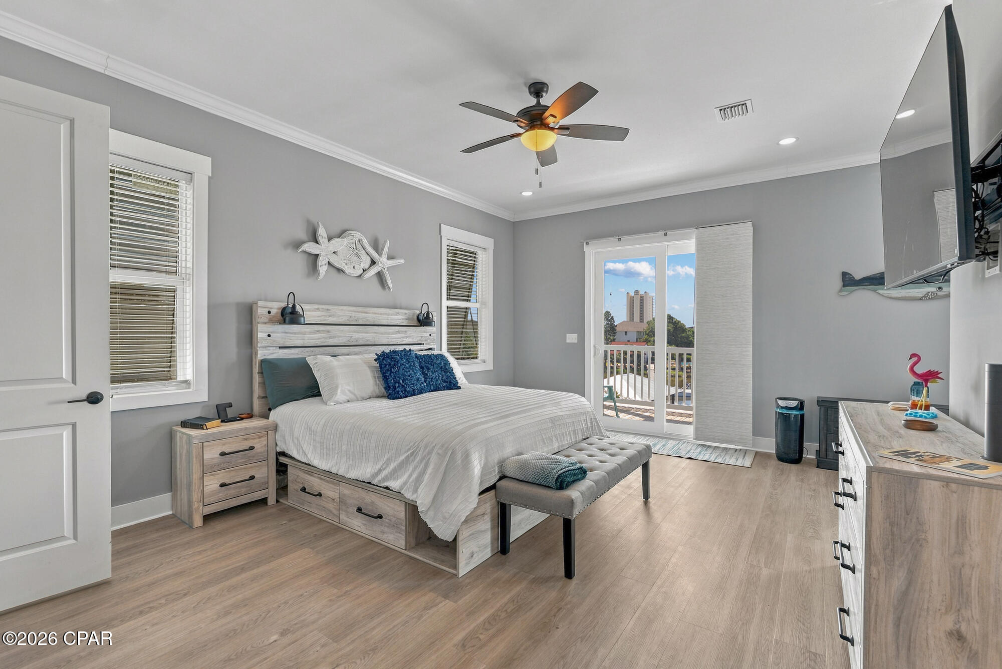 8811 N Lagoon Drive, Panama City Beach, FL 32408 thumbnail, photo 32 of 68