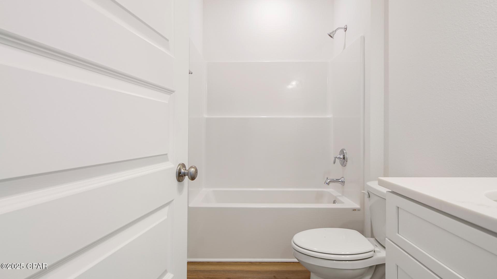 550 Hancock Way, Panama City Beach, FL 32413 thumbnail, photo 29 of 31