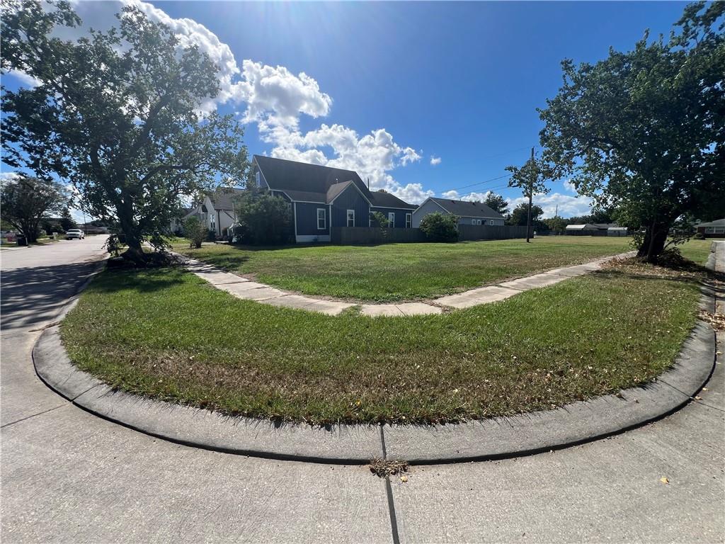 Photo 1 of Land for sale at 140 Seal Dr, Arabi, LA 70032 | MLS# 2579498 | Listing updated on 2026-10-01