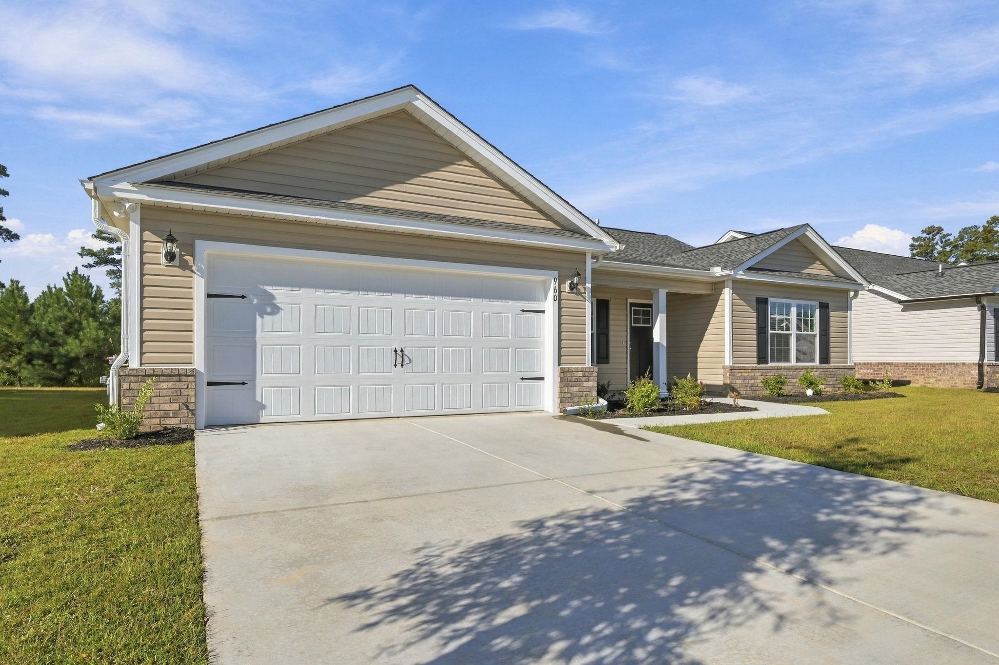 Photo 1 of Single family home for sale at 960 Woodside Dr, Conway, SC 29526 | MLS# 2624073 | Listing updated on 2026-09-30