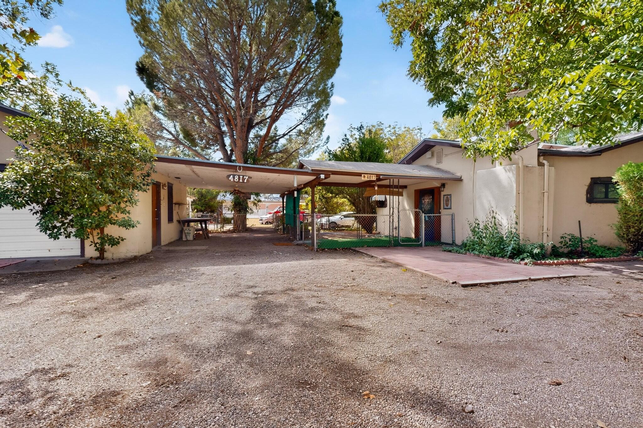 Photo 3 of Single family home for sale at 4817 Guadalupe Trl NW, Albuquerque, NM 87107 | MLS# 1111781 | Listing updated on 2026-10-01