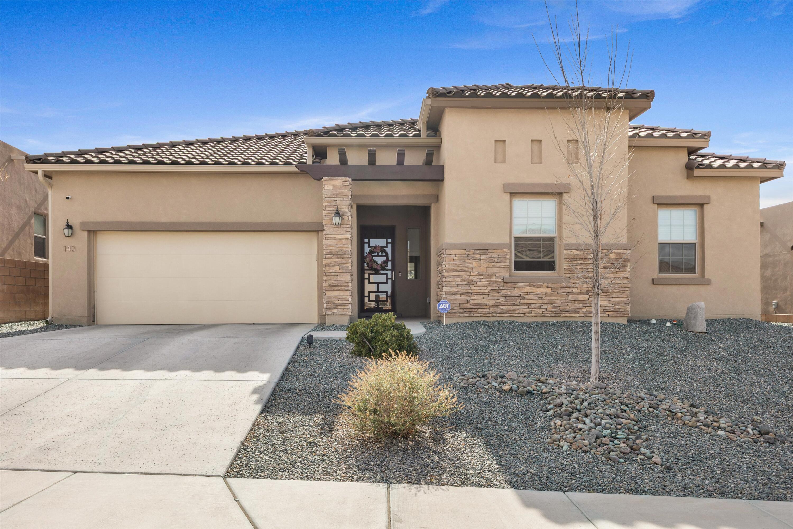 Photo 2 of Single family home for sale at 143 Suez Rd Ne, Rio Rancho, NM 87124 | MLS# 1111786 | Listing updated on 2026-10-01