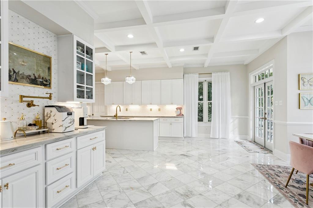 Photo 3 of Single family home for sale at 21 English Turn Dr, New Orleans, LA 70131 | MLS# 2579443 | Listing updated on 2026-10-01