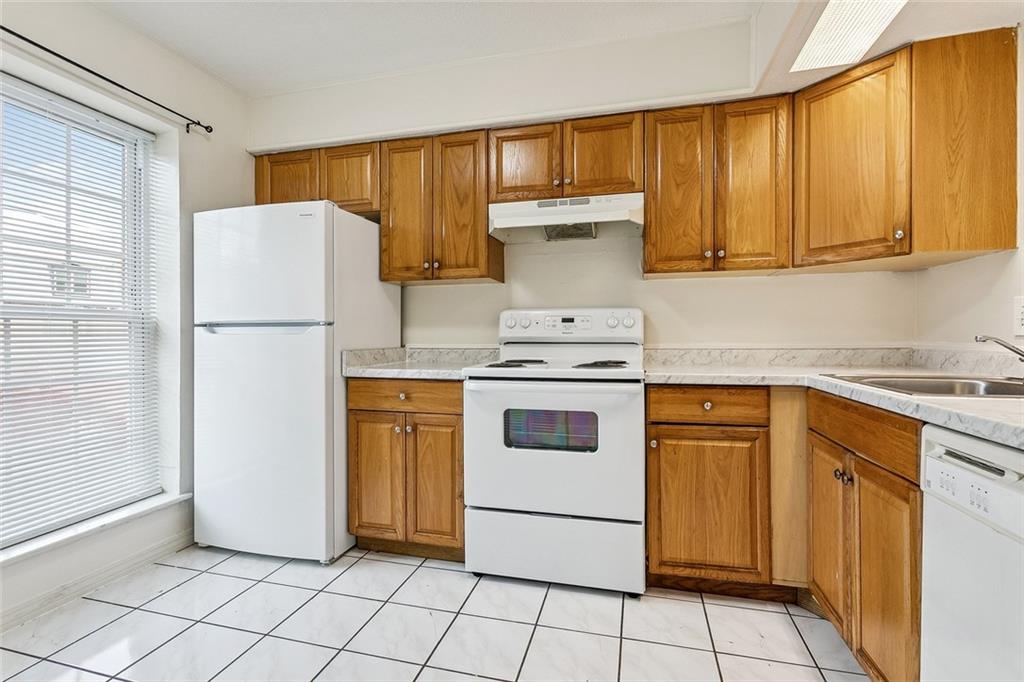 Photo 4 of Condo for sale at 6300 Riverside Dr #165, Metairie, LA 70003 | MLS# 2575979 | Listing updated on 2026-10-02