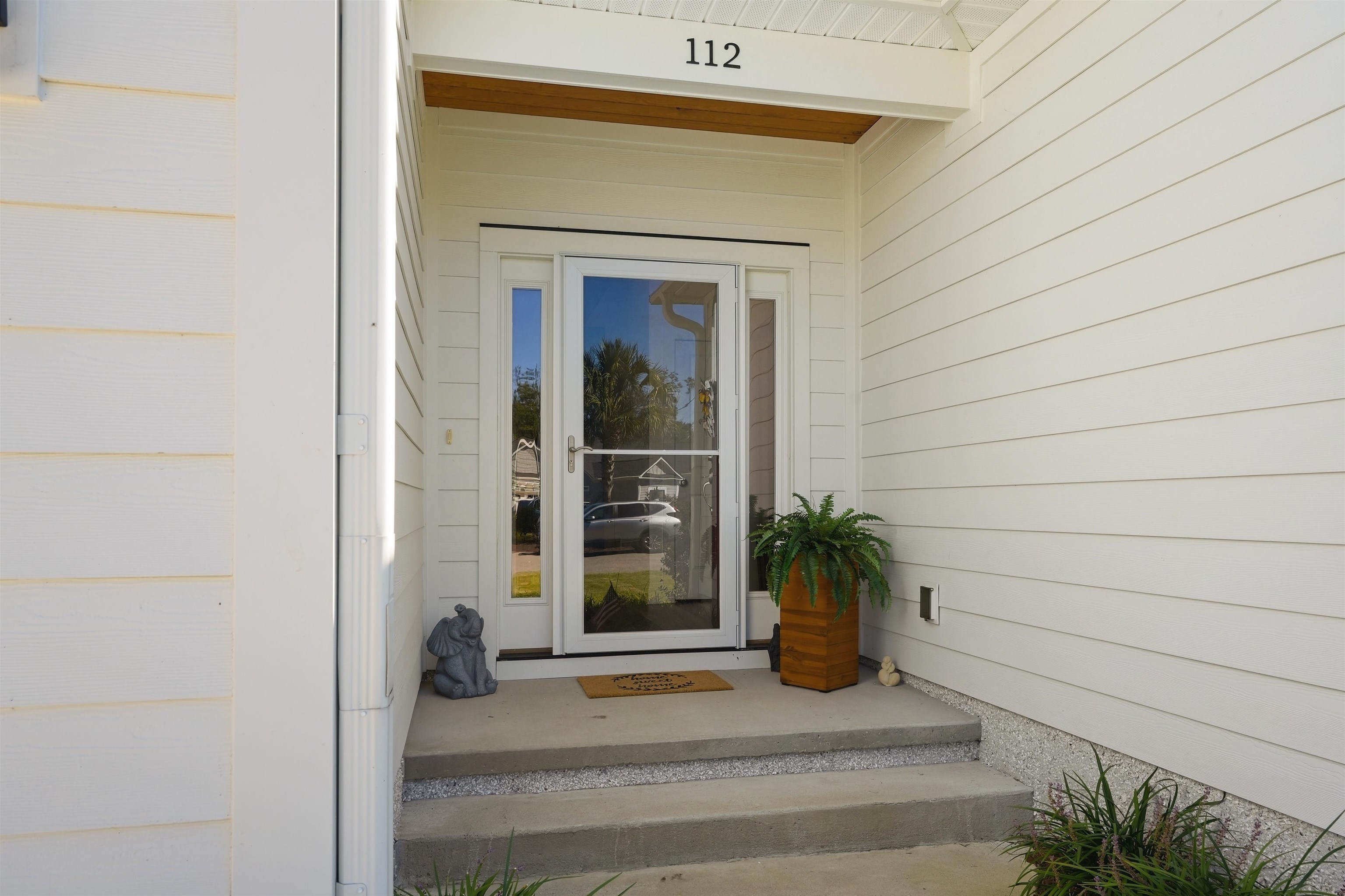 Photo 3 of Single family home for sale at 112 Northwoods Ct, Pawleys Island, SC 29585 | MLS# 2624341 | Listing updated on 2026-10-03