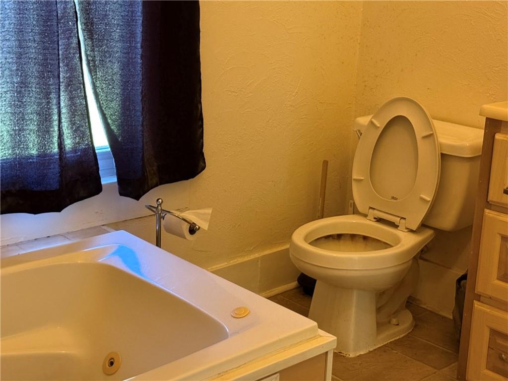 Photo 3 of Single family home for sale at 117 Llane St, Westwego, LA 70094 | MLS# 2580044 | Listing updated on 2026-10-03