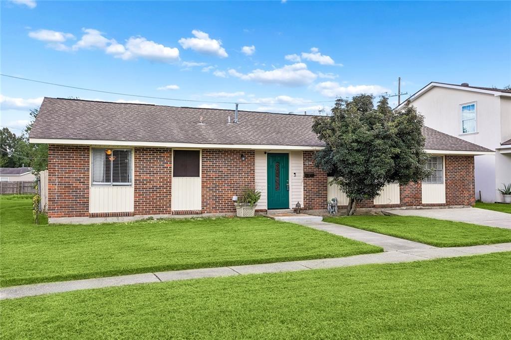 Photo 2 of Single family home for sale at 3234 Ole Miss Dr, Kenner, LA 70065 | MLS# 2580064 | Listing updated on 2026-10-03