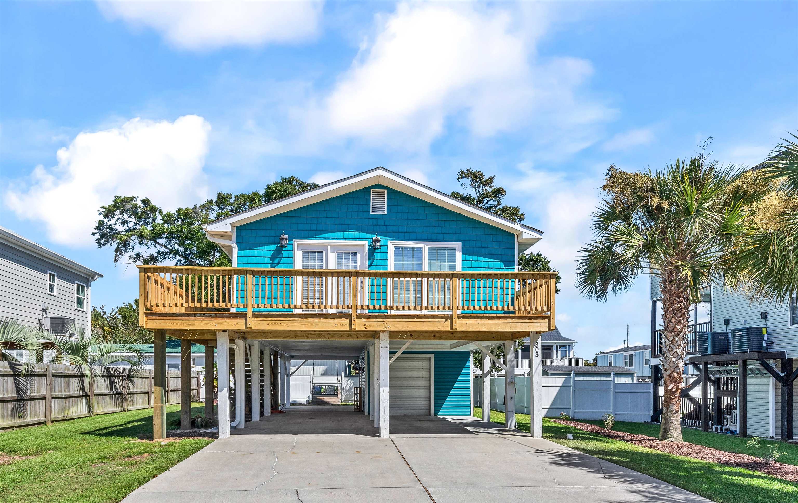 Single family home for sale at 308 Vista Dr, Murrells Inlet, SC 29576 | MLS# 2624415