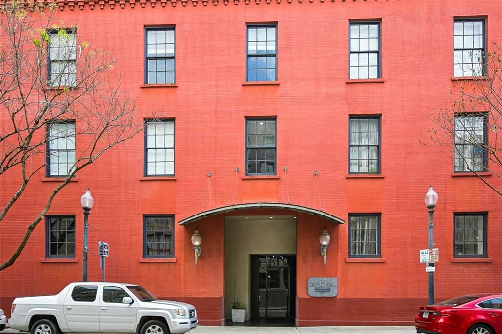 Photo 3 of Condo for sale at 330 Julia St #223, New Orleans, LA 70130 | MLS# 2579920 | Listing updated on 2026-10-08