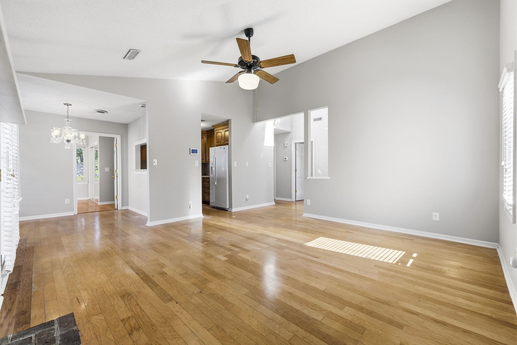 Photo 4 of Single family home for sale at 128 Dogwood Pl, North Myrtle Beach, SC 29582 | MLS# 2624432 | Listing updated on 2026-10-05