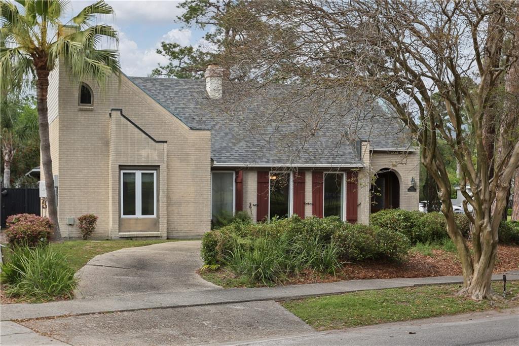 Condo for sale at 1145 Allen Toussaint Blvd, New Orleans, LA 70124 | MLS# 2579716