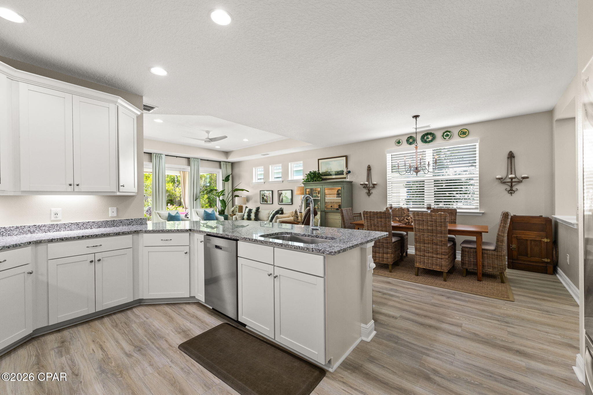9281 Cool Breeze Drive, Panama City Beach, FL 32413 thumbnail, photo 14 of 46