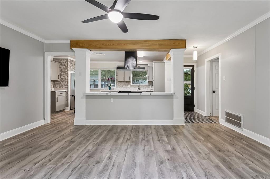 Photo 4 of Single family home for sale at 6100 Stratford Pl, New Orleans, LA 70131 | MLS# 2579953 | Listing updated on 2026-10-06