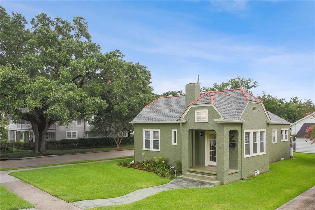 Photo 2 of Single family home for sale at 600 Codifer Blvd, Metairie, LA 70005 | MLS# 2579696 | Listing updated on 2026-10-06