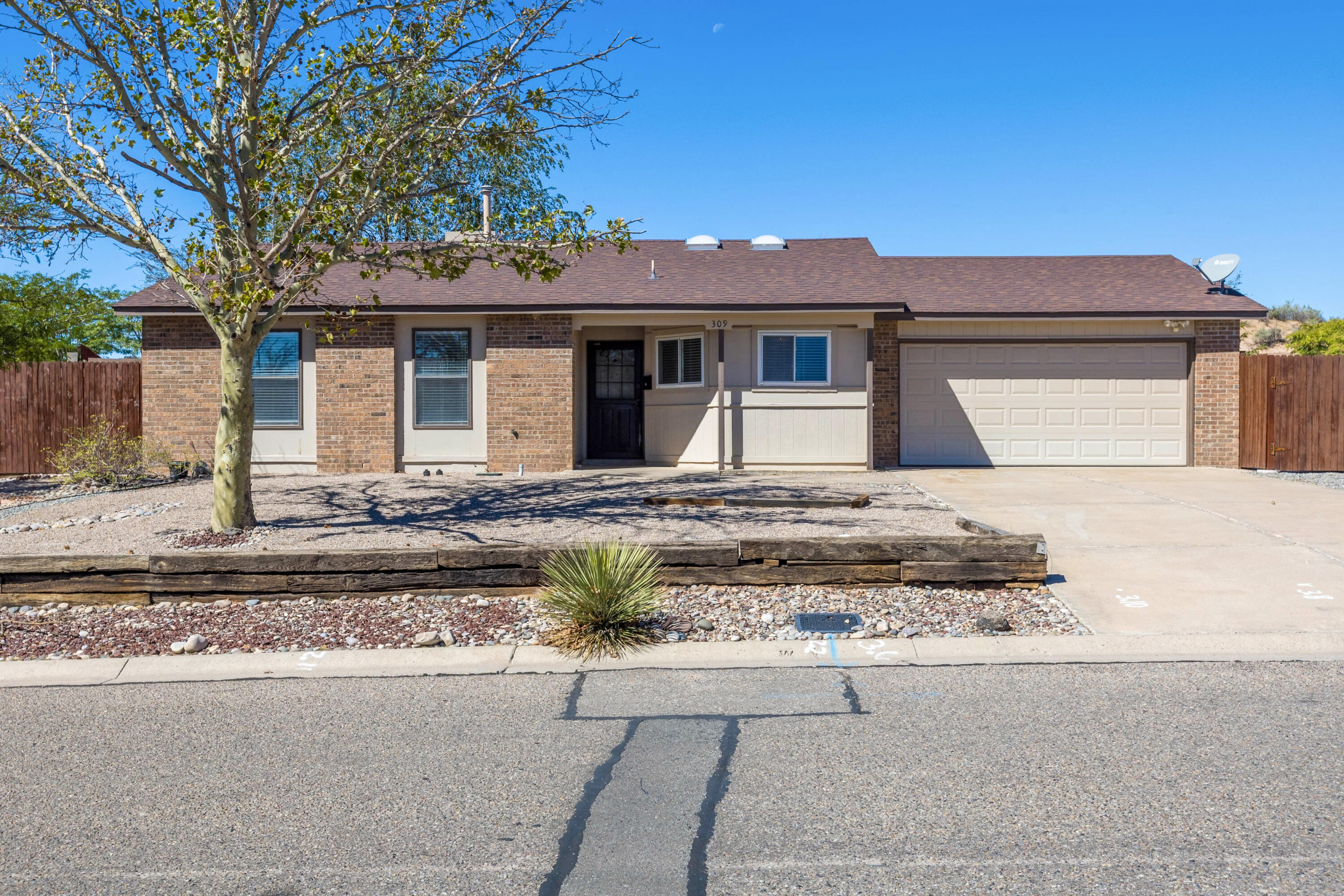 Photo 1 of Single family home for sale at 309 Asbury Rd Ne, Rio Rancho, NM 87124 | MLS# 1112000 | Listing updated on 2026-10-05