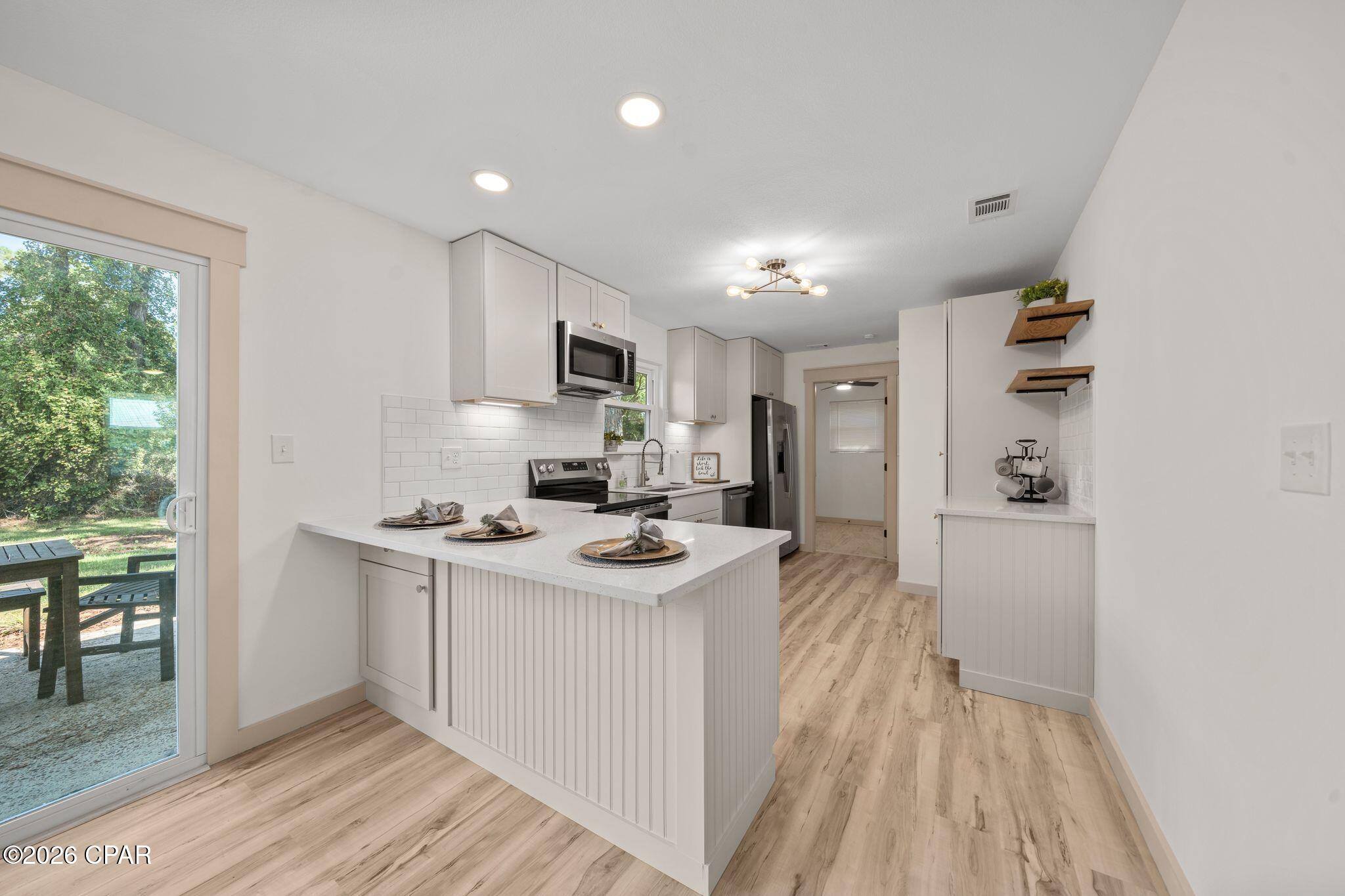 9122 Abba Lane, Panama City Beach, FL 32407 thumbnail, photo 17 of 61