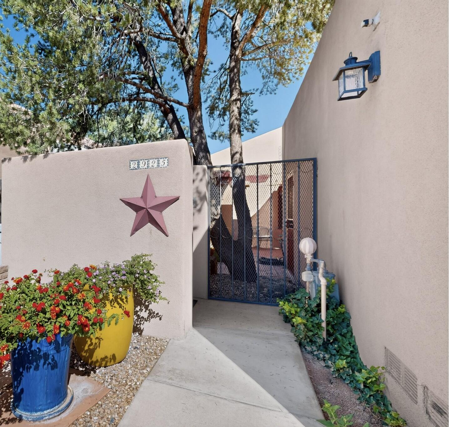 Photo 3 of Sale Pending at 2925 Cutler Ave Ne, Albuquerque, NM 87106 | MLS# 1112016 | Listing updated on 2026-10-27