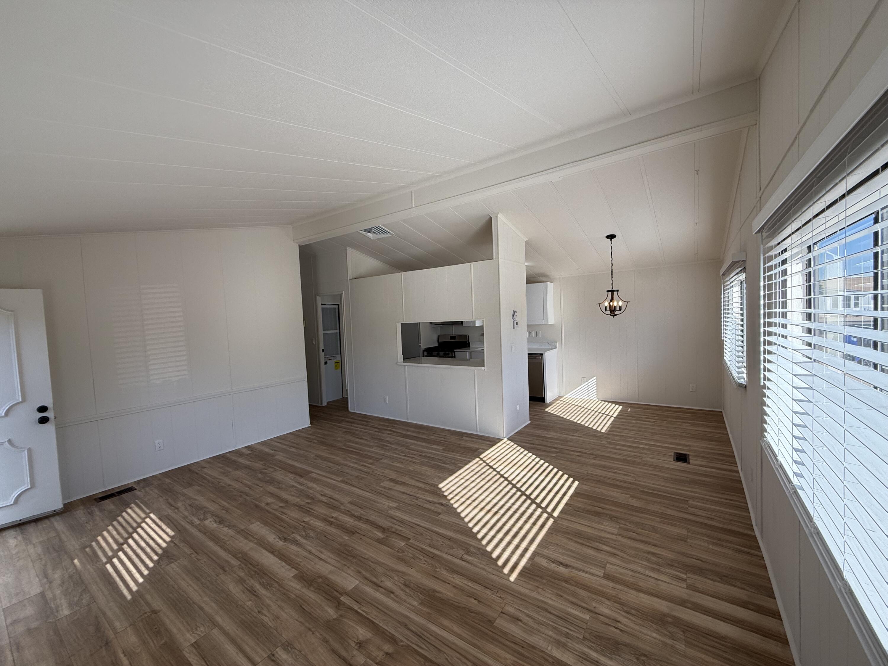 Photo 3 of Manufactured home for sale at 8523 Creek St NE, Albuquerque, NM 87113 | MLS# 1112055 | Listing updated on 2026-10-07