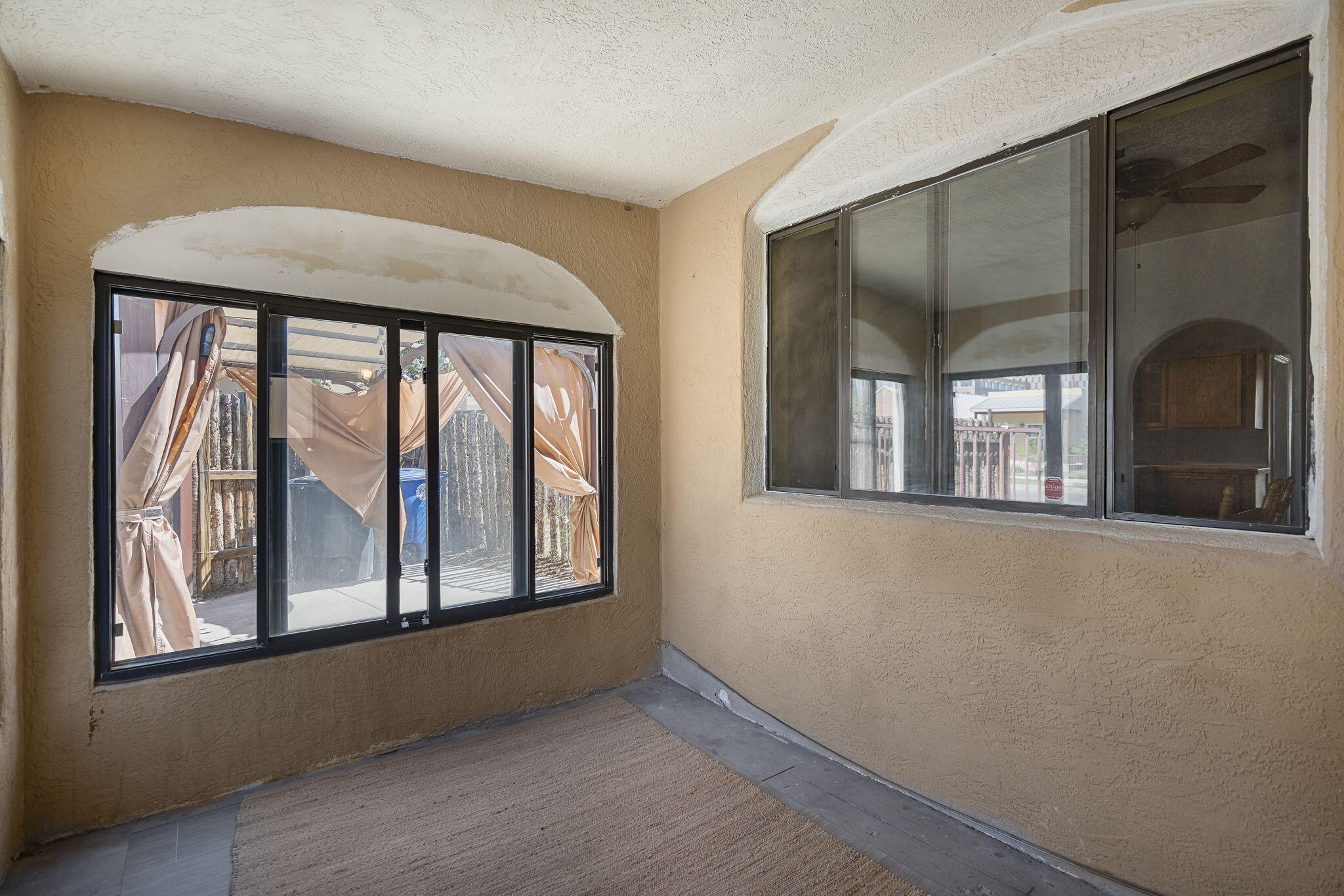 Photo 3 of Single family home for sale at 620 Iron Ave SW, Albuquerque, NM 87102 | MLS# 1112082 | Listing updated on 2026-10-07