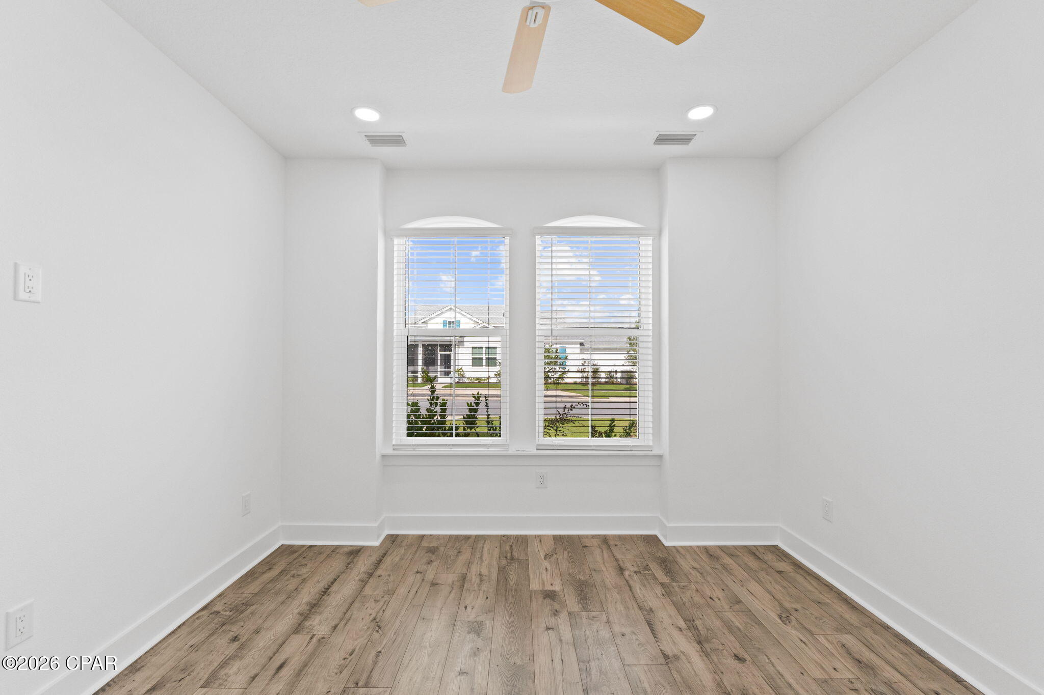9405 Daydream Drive, Panama City Beach, FL 32413 thumbnail, photo 33 of 86