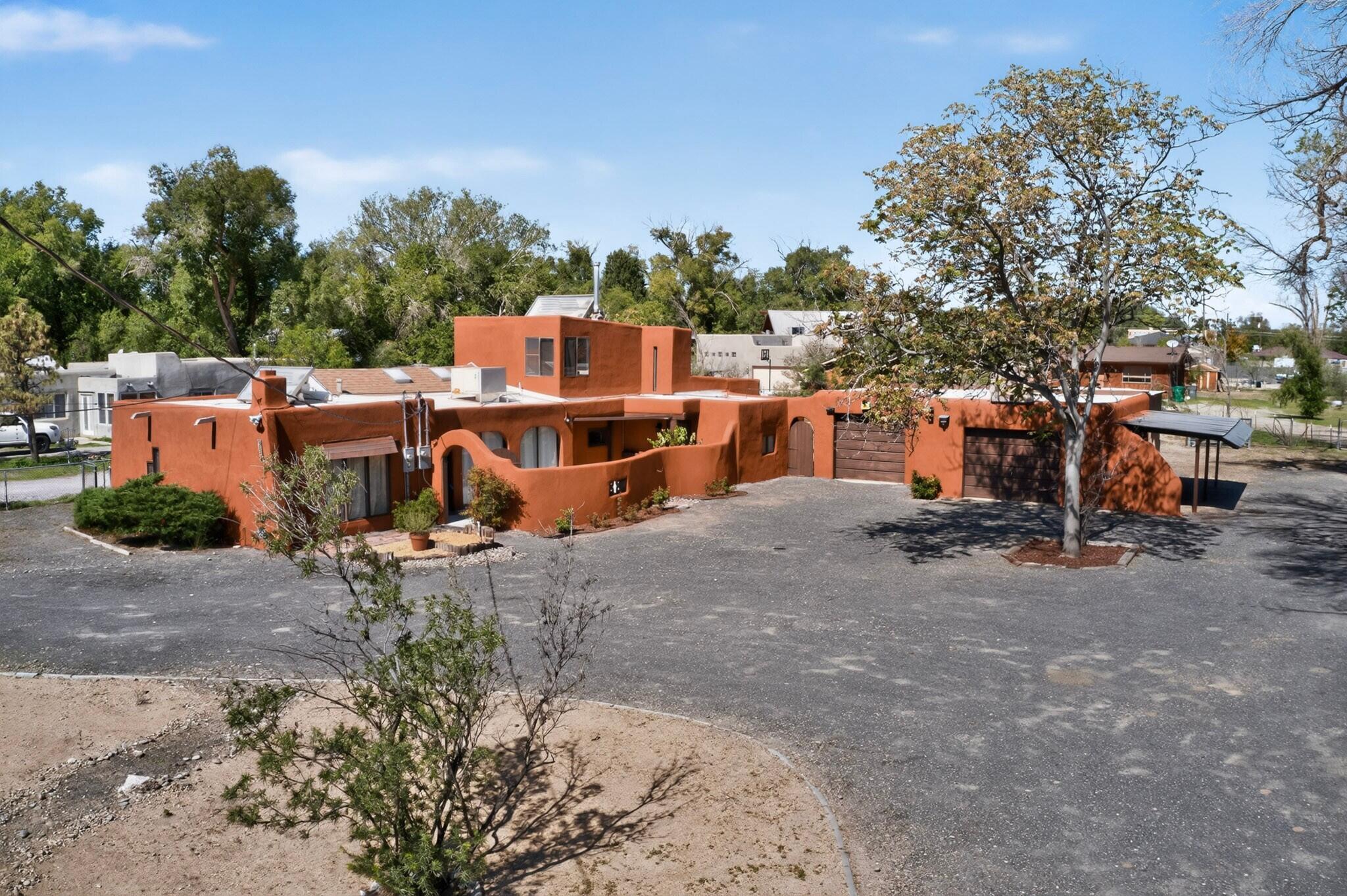 Photo 1 of Single family home for sale at 225 Willow Rd Nw, Albuquerque, NM 87107 | MLS# 1111981 | Listing updated on 2026-10-07