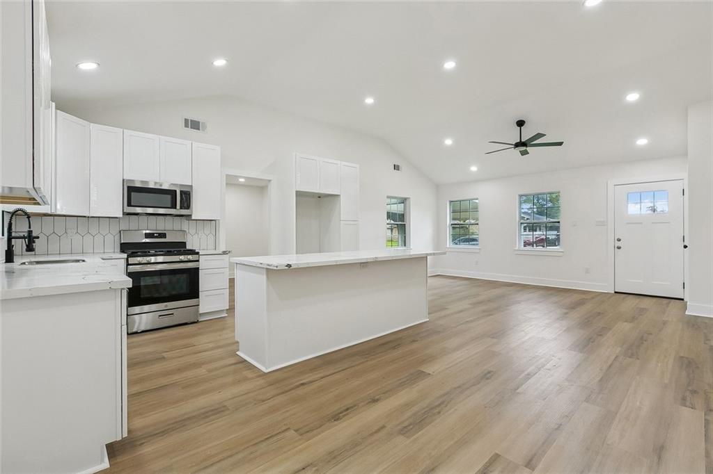 Photo 4 of Single family home for sale at 416 N Bengal Rd, Metairie, LA 70003 | MLS# 2580043 | Listing updated on 2026-10-07