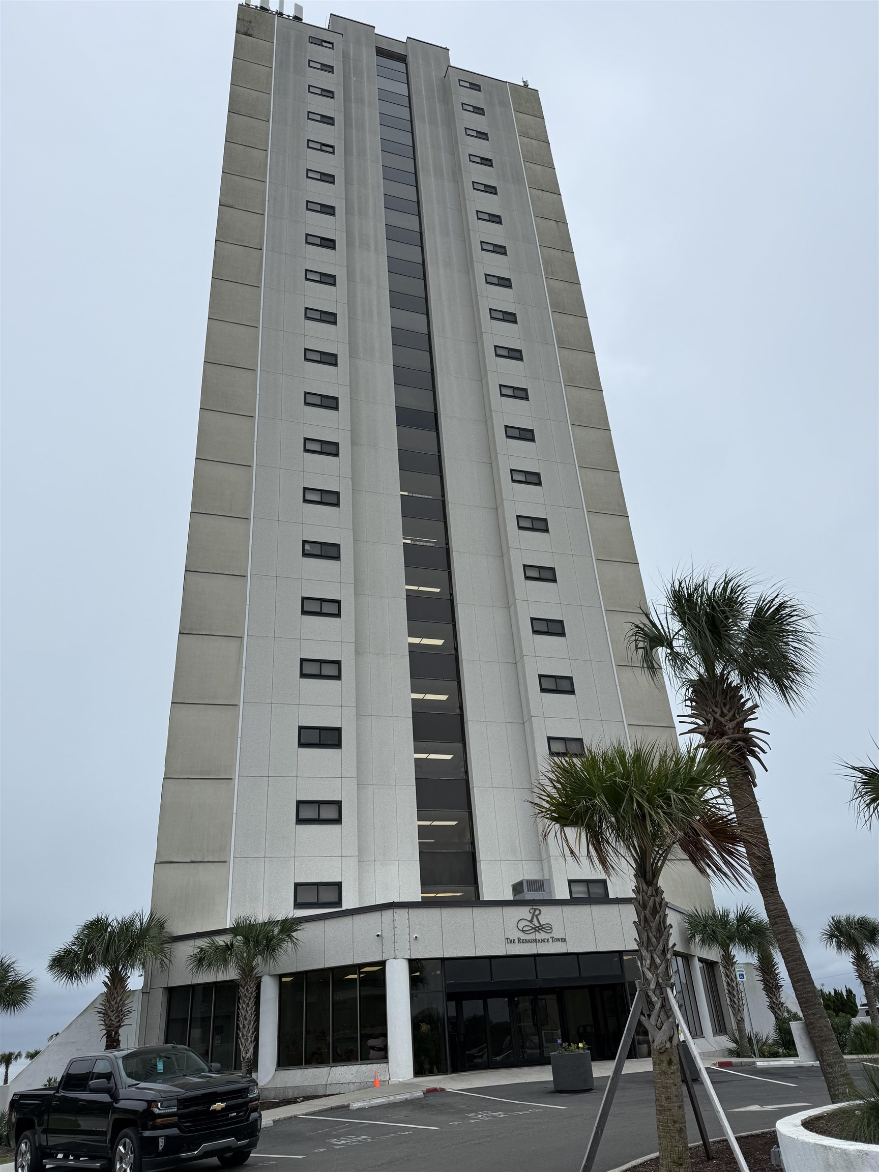 Photo 2 of Condo for sale at 5905 S Kings Hwy #515, Myrtle Beach, SC 29575 | MLS# 2624642 | Listing updated on 2026-10-07