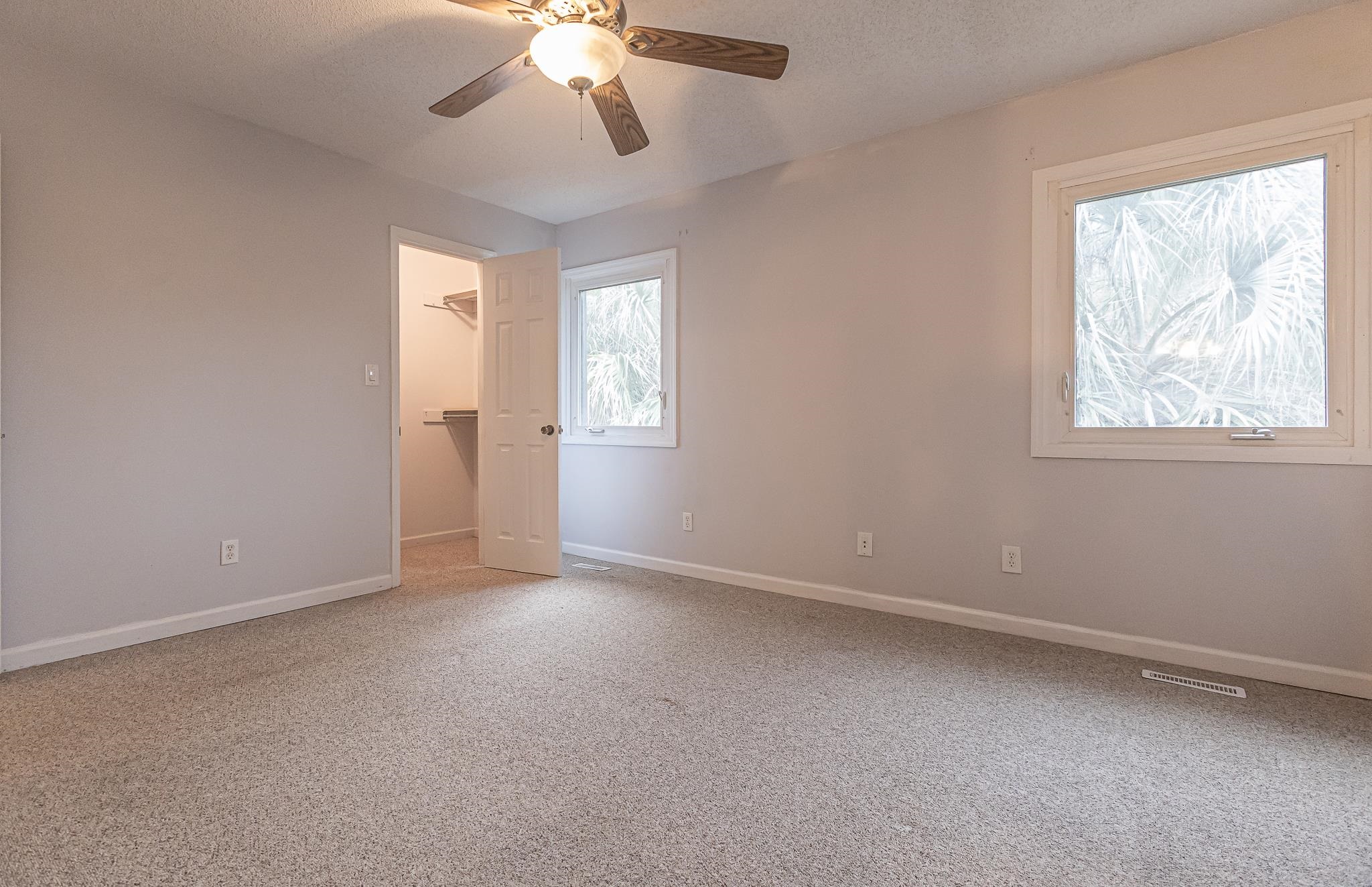 Photo 3 of House for sale at 624 Surfside Dr, Surfside Beach, SC 29575 | MLS# 2624664 | Listing updated on 2026-10-07
