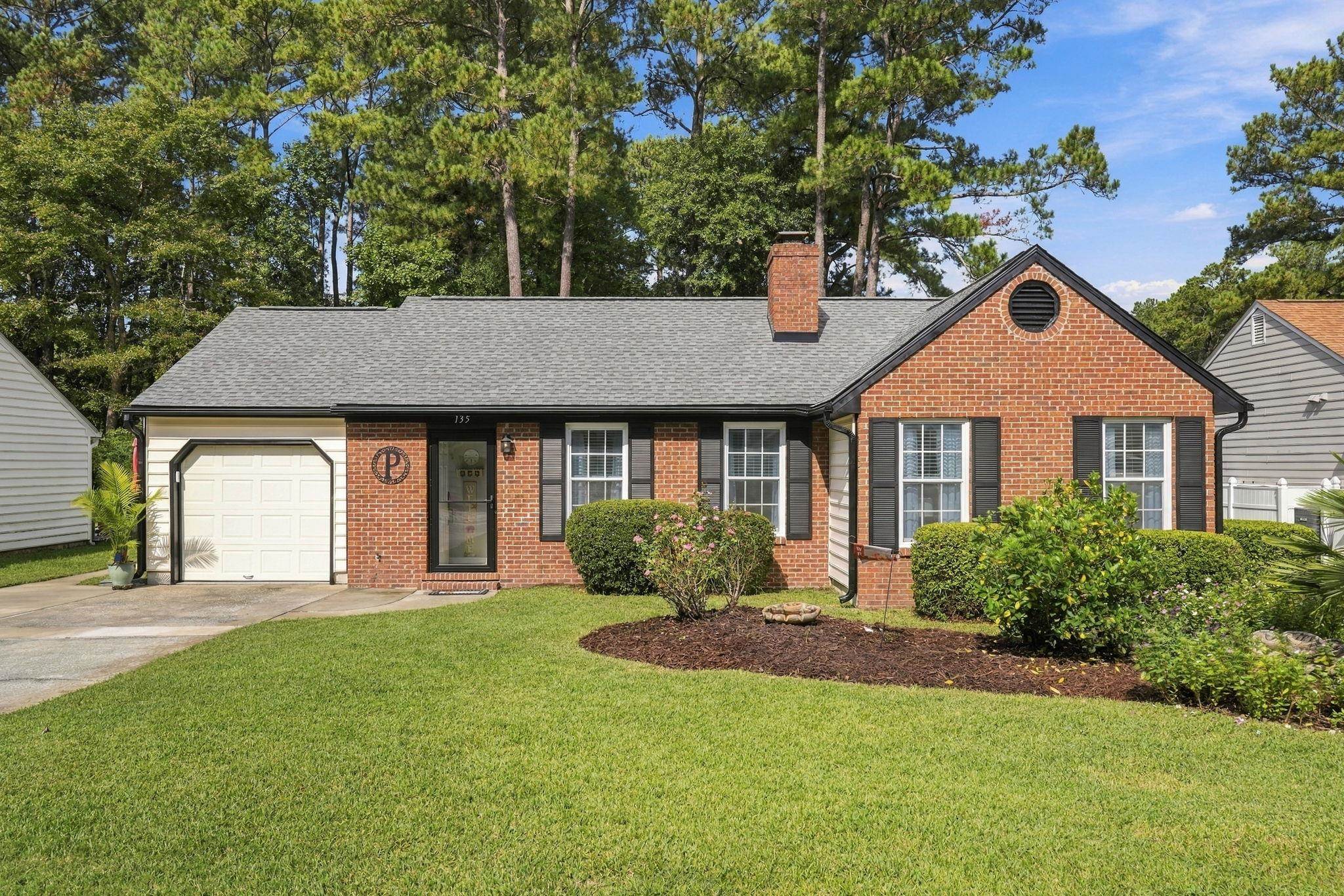 Photo 1 of Single family home for sale at 135 Wood Lake Dr, Murrells Inlet, SC 29576 | MLS# 2624679 | Listing updated on 2026-10-07