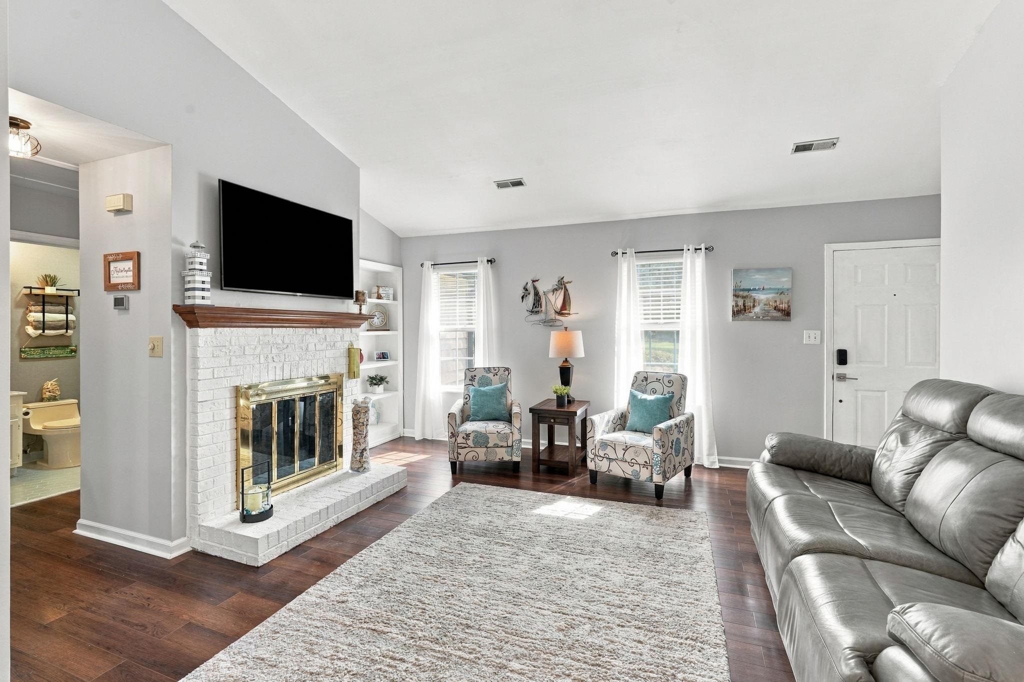 Photo 3 of Single family home for sale at 135 Wood Lake Dr, Murrells Inlet, SC 29576 | MLS# 2624679 | Listing updated on 2026-10-07