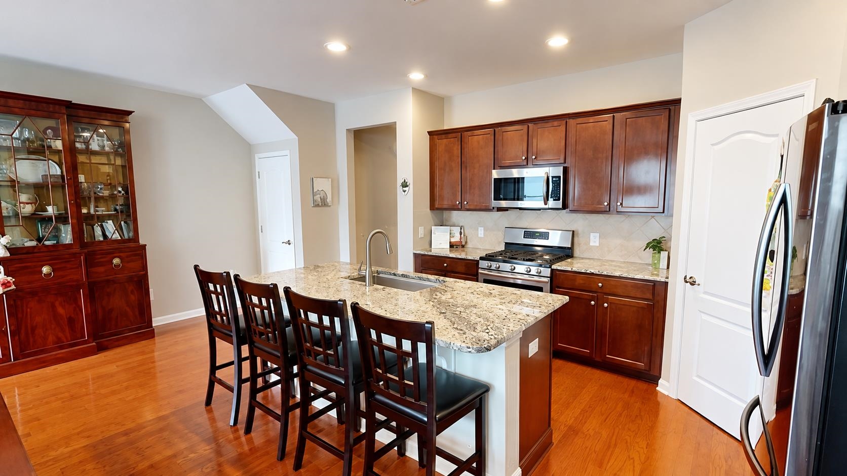 Photo 3 of Townhouse for sale at 790 Pickering Dr #E, Murrells Inlet, SC 29576 | MLS# 2624687 | Listing updated on 2026-10-08