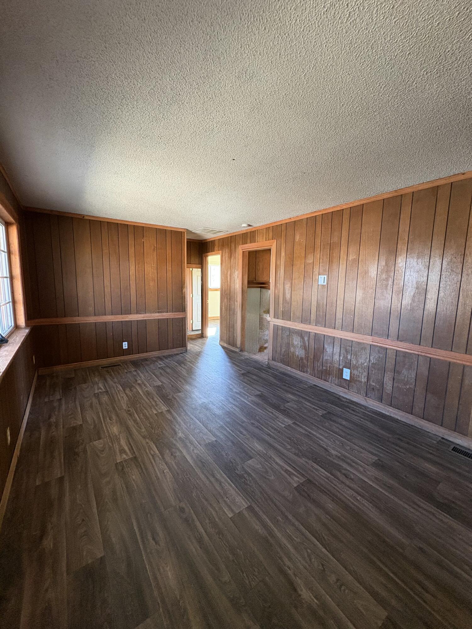 Photo 3 of Single family home for sale at 420 Gomez Ave Ne, Albuquerque, NM 87102 | MLS# 1112098 | Listing updated on 2026-10-08