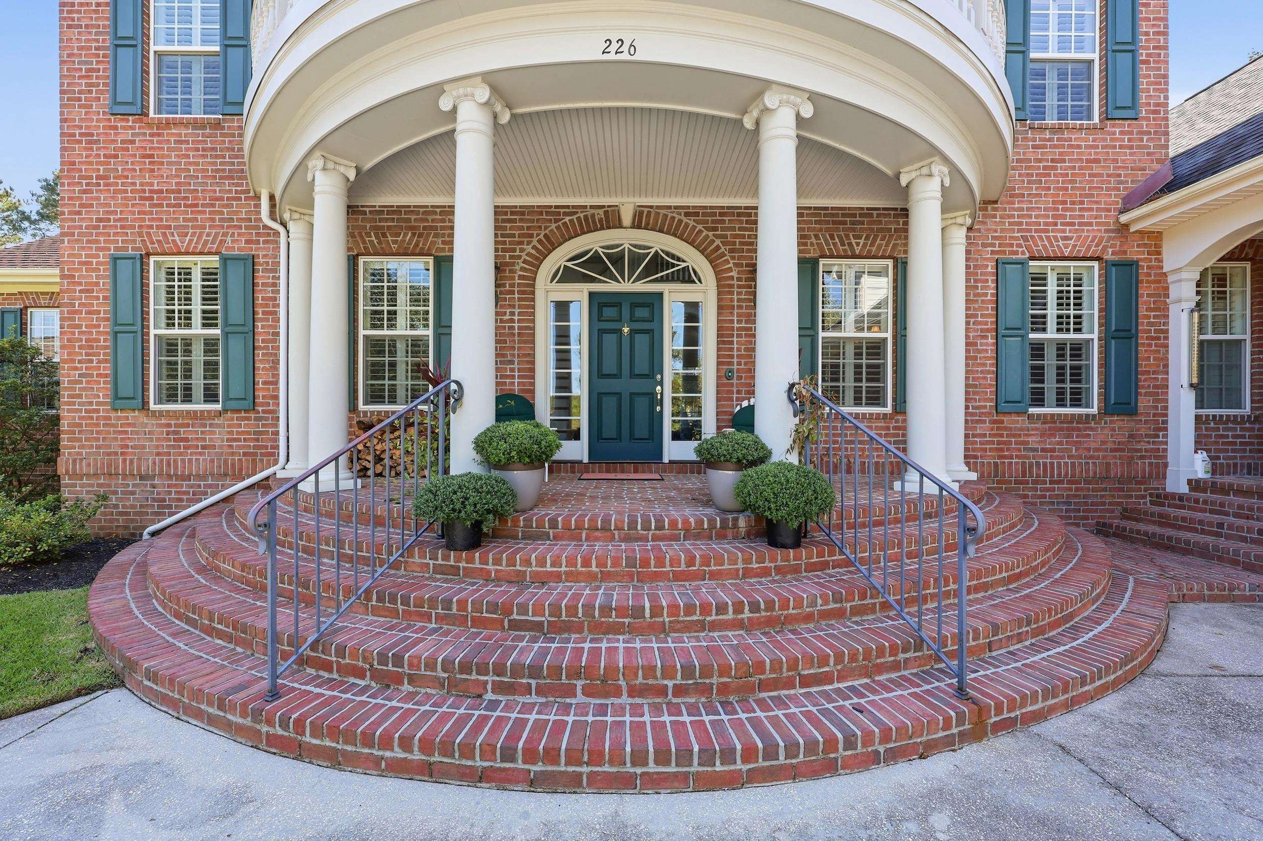 Photo 2 of Single family home for sale at 226 Oatland Lake Dr, Pawleys Island, SC 29585 | MLS# 2624707 | Listing updated on 2026-10-08