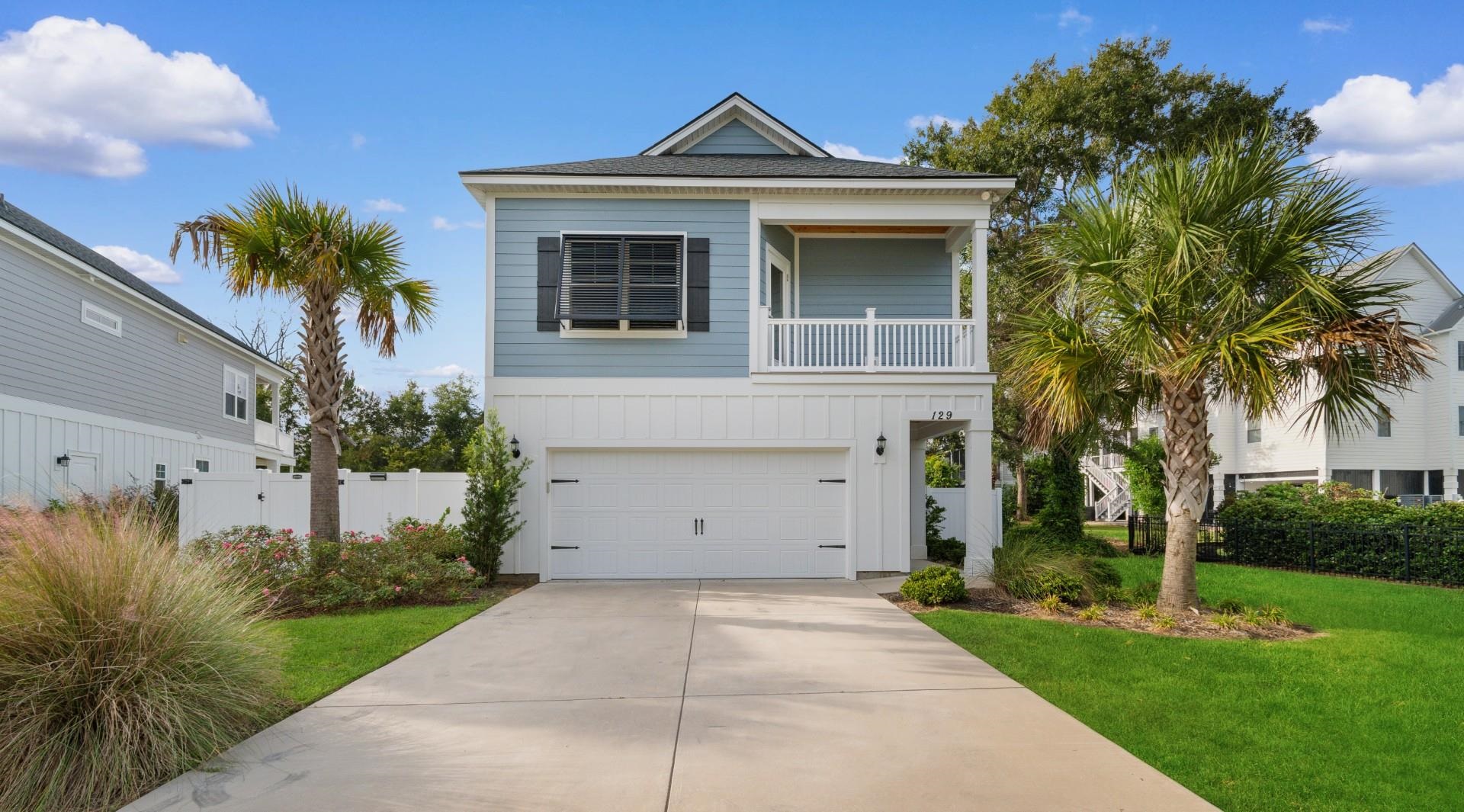 Photo 1 of Single family home for sale at 129 Litchfield Landing, Pawleys Island, SC 29585 | MLS# 2624746 | Listing updated on 2026-10-08