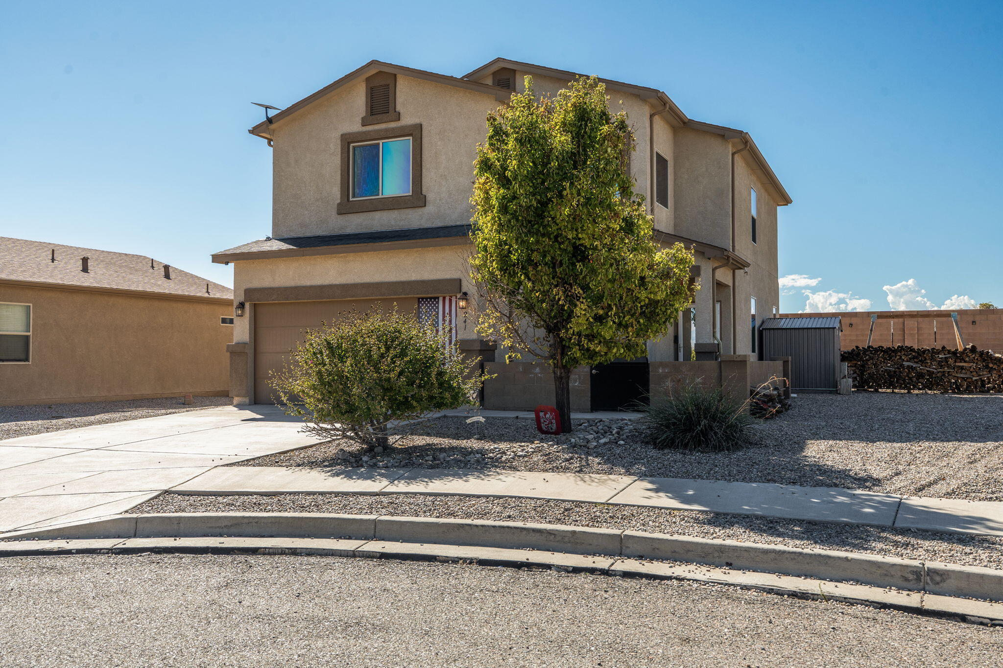 Photo 3 of Single family home for sale at 241 Landing Trl Ne, Rio Rancho, NM 87124 | MLS# 1112172 | Listing updated on 2026-10-08
