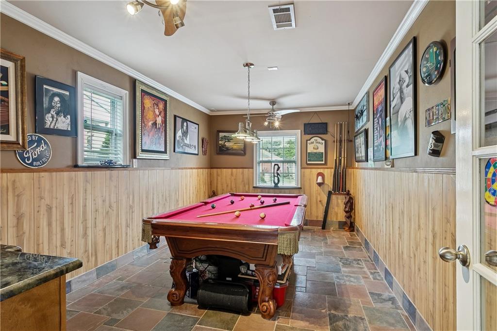 Photo 4 of Single family home for sale at 2512 Ingrid Ln, Metairie, LA 70003 | MLS# 2580944 | Listing updated on 2026-10-09