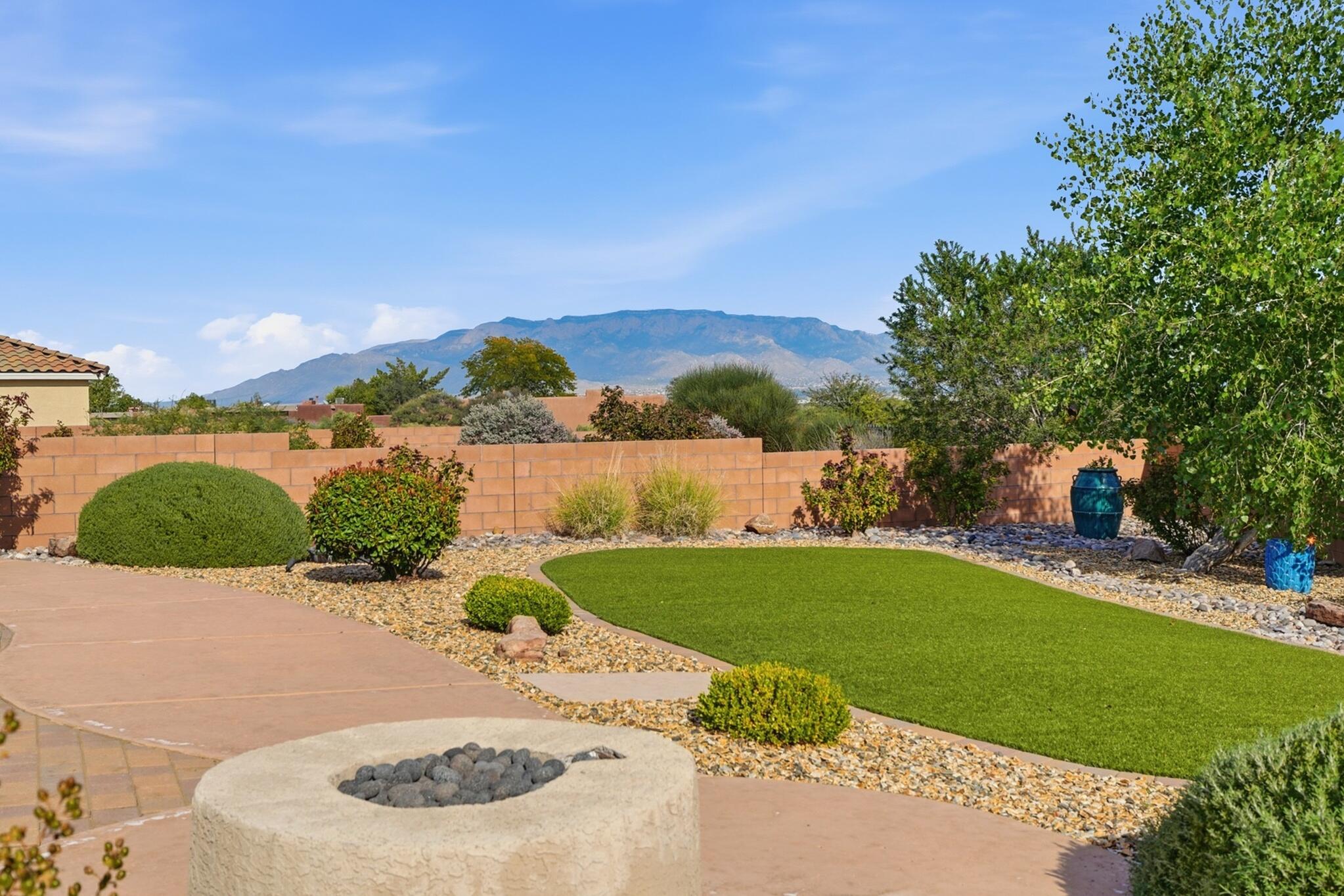 Photo 2 of Sale Pending at 5004 Calle Espana Nw, Albuquerque, NM 87120 | MLS# 1112240 | Listing updated on 2026-10-27
