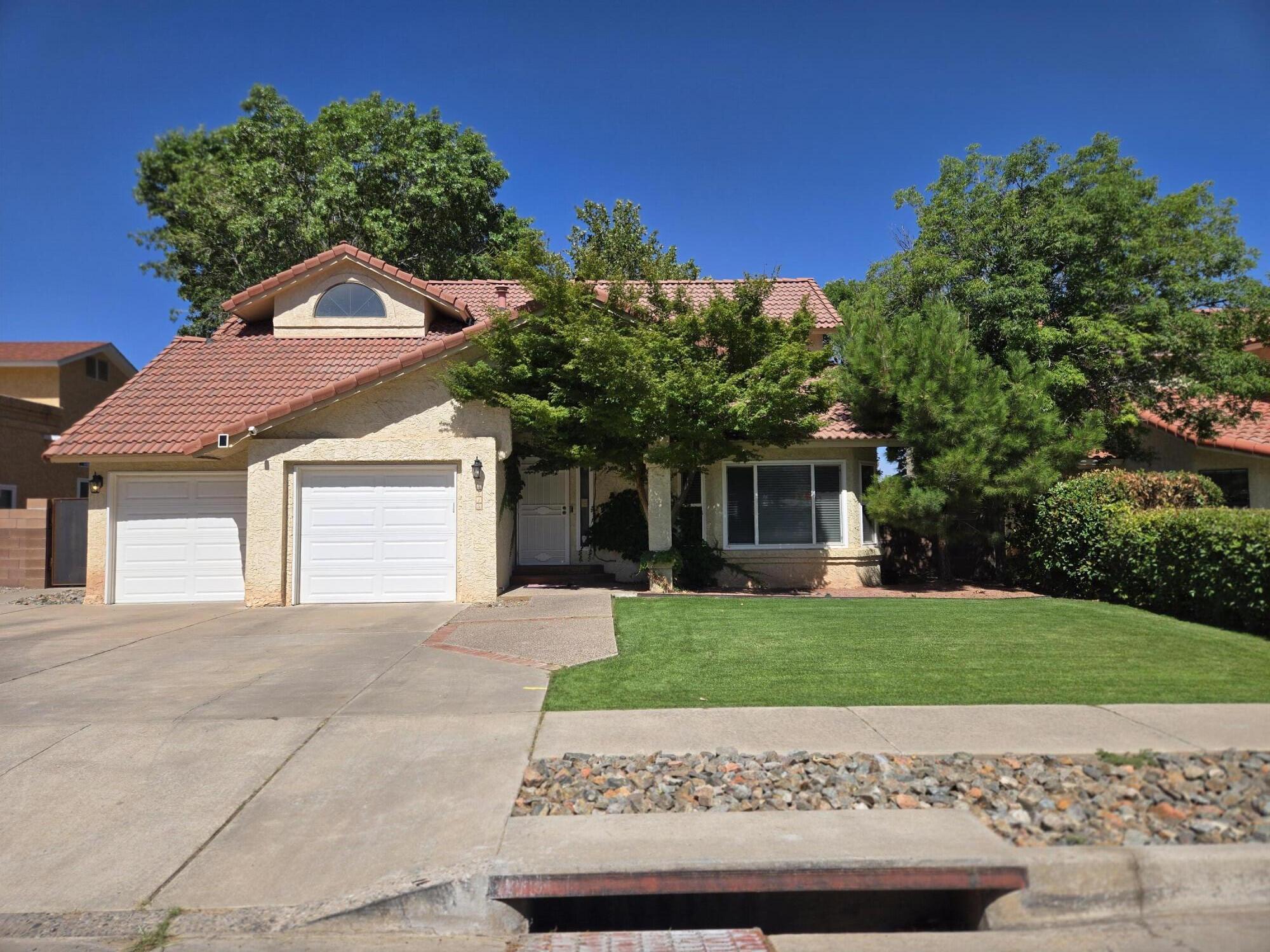 Single family home for sale at 7615 Calhoun Dr NE, Albuquerque, NM 87109 | MLS# 1112164