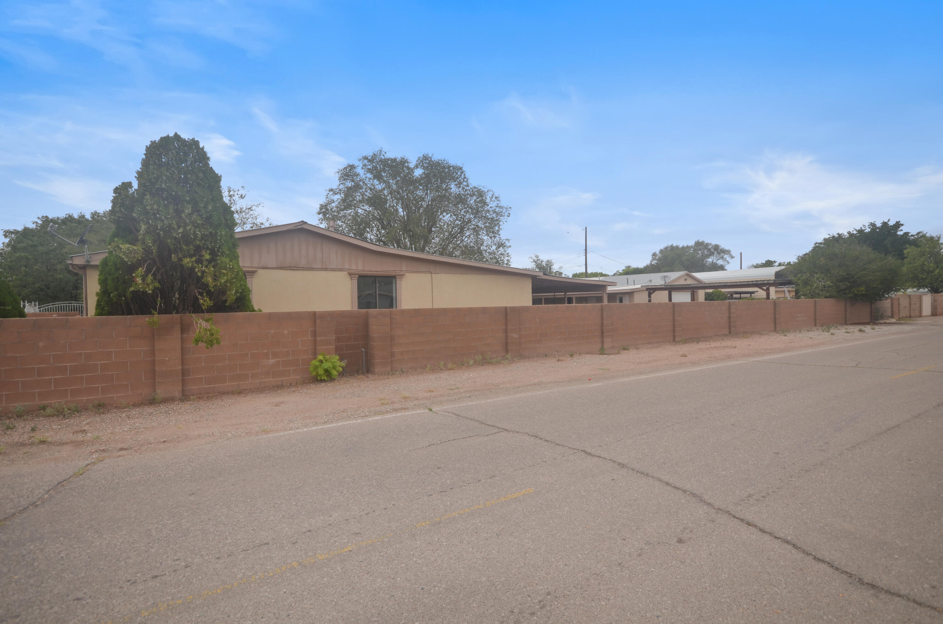 Photo 1 of Single family home for sale at 1401 Santa Rosa Rd Sw, Albuquerque, NM 87105 | MLS# 1112260 | Listing updated on 2026-10-09