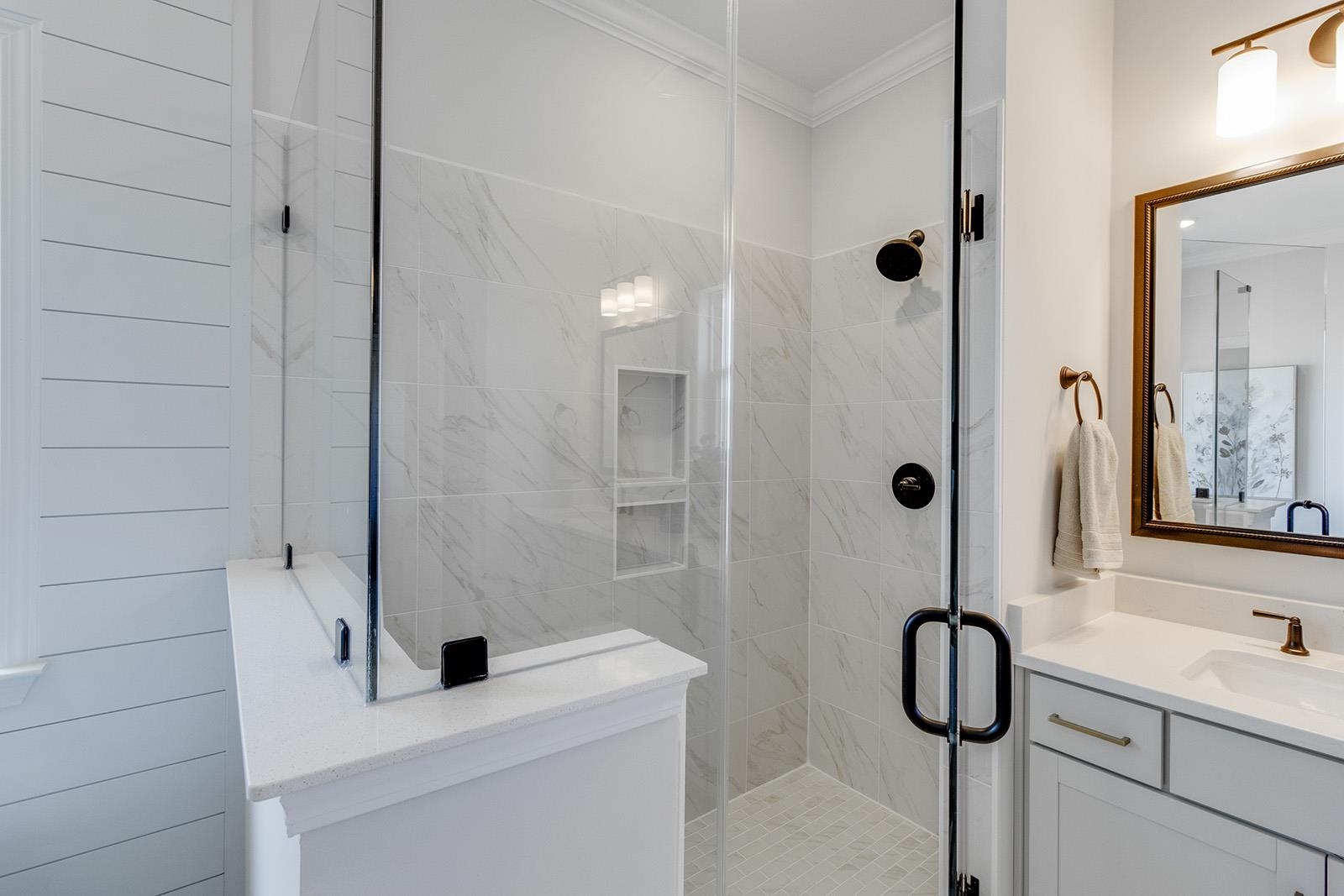 2624891 | Photo 22