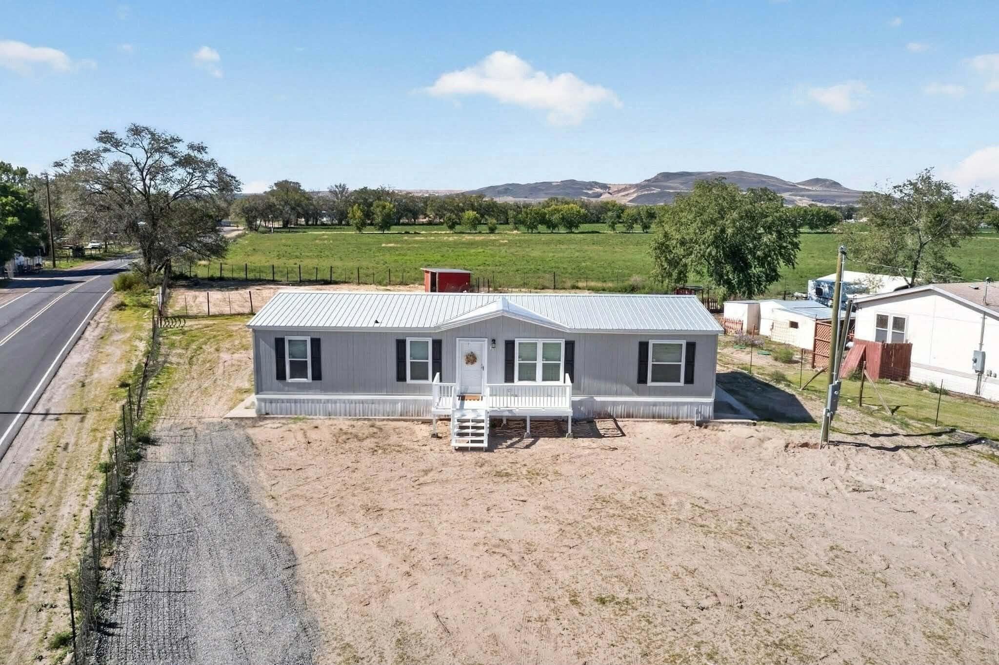 Manufactured home for sale at 704 Juan P Sanchez Rd SW, Los Lunas, NM 87031 | MLS# 1112271