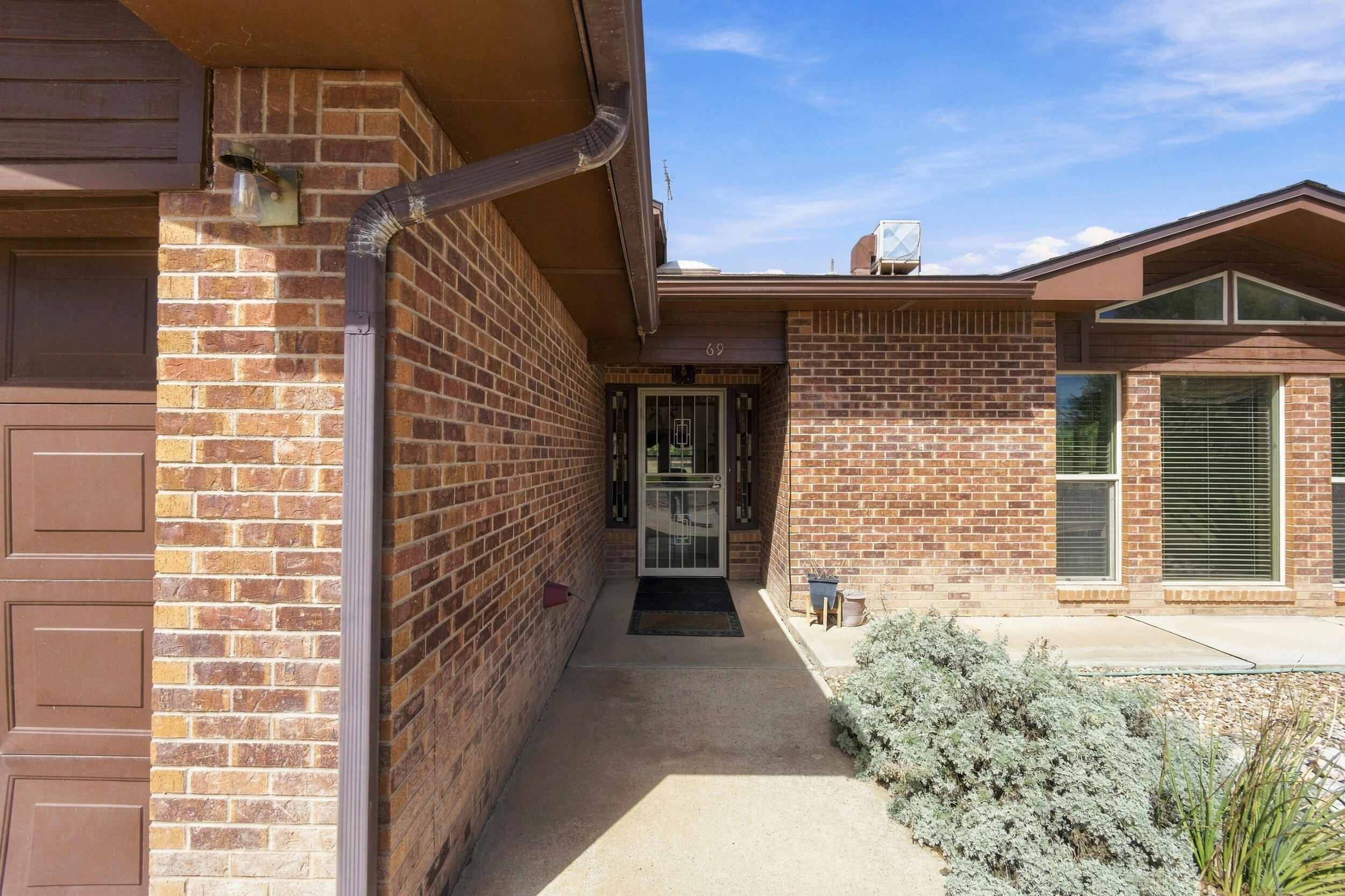 Photo 4 of Single family home for sale at 69 Kendrick Rd, Belen, NM 87002 | MLS# 1112276 | Listing updated on 2026-10-09